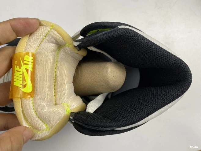 Bmlin AIR 555088-118 RETRO GOLD' 1 HIGH JORDAN 'VOLT OG 0701